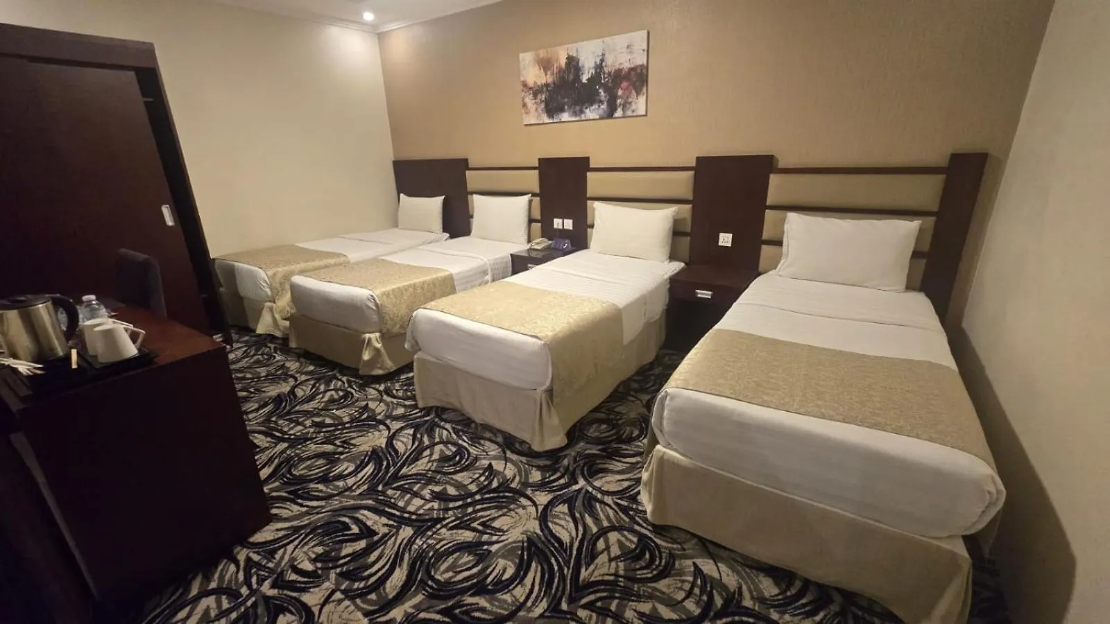 **  Al JAWHRA TOWER HOTEL فــنــدق بـــرج الجـــوهــــرة مكة المملكة العربية السعودية