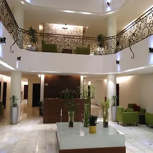 كراون غلوري للأجنحة الفندقية شقة فندقية