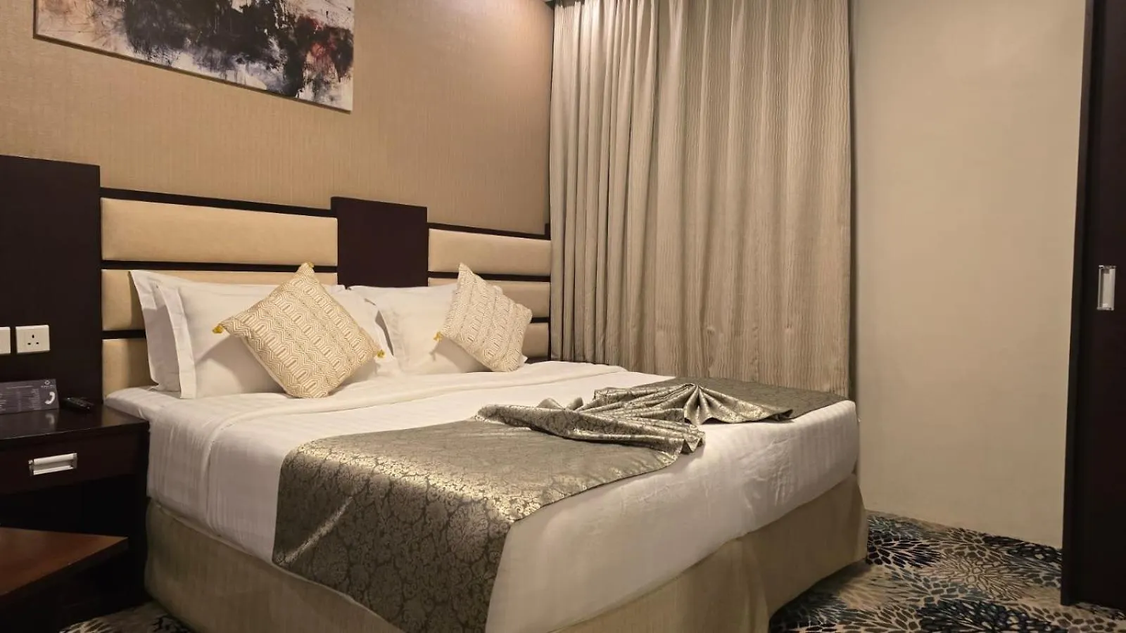 Al JAWHRA TOWER HOTEL فــنــدق بـــرج الجـــوهــــرة مكة