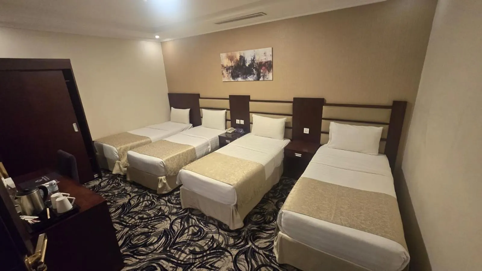 **  Al JAWHRA TOWER HOTEL فــنــدق بـــرج الجـــوهــــرة مكة المملكة العربية السعودية